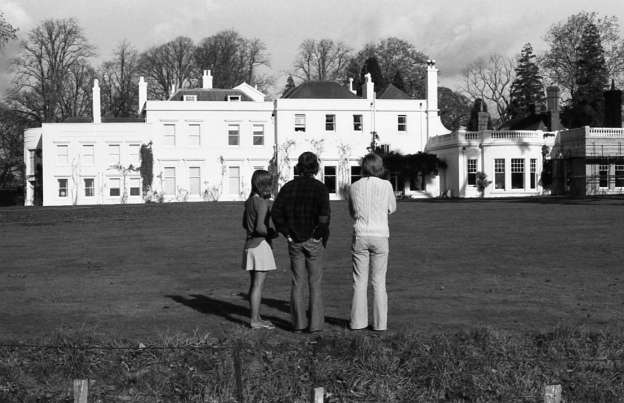 Brockwood Park School in its early days, late 60s or early 70s