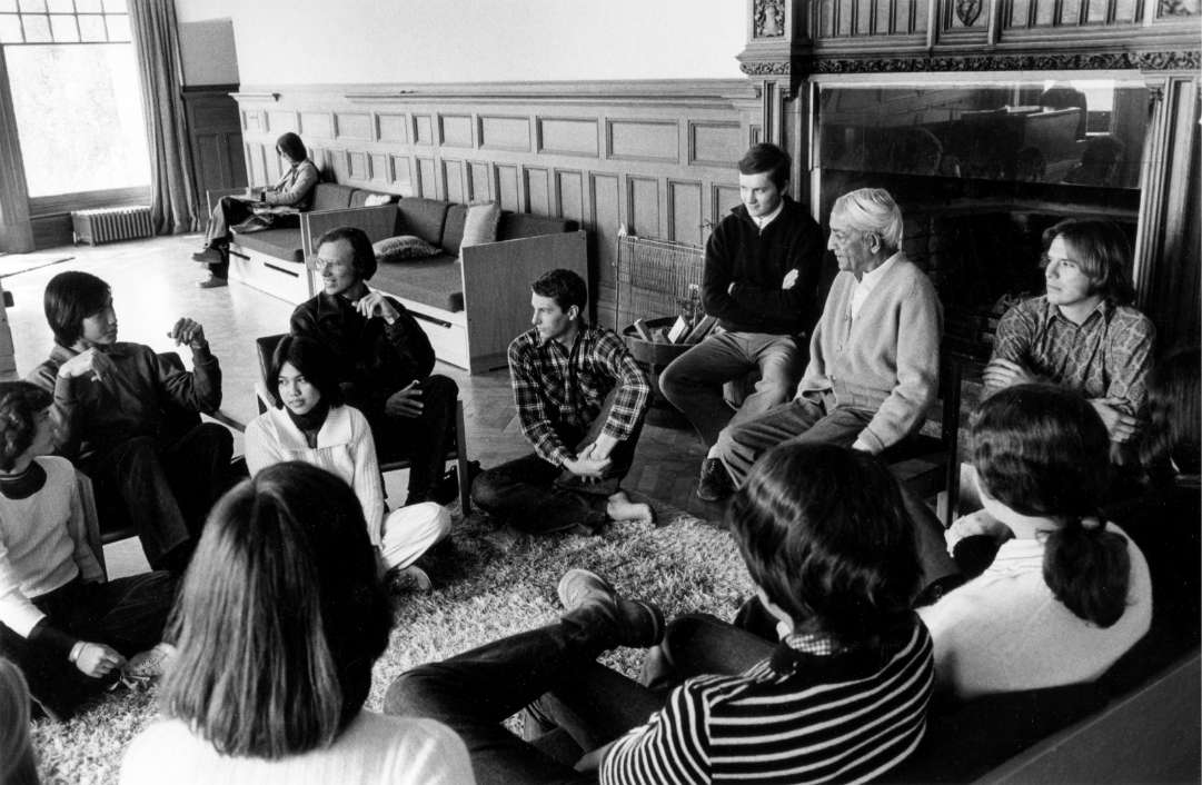 Jiddu Krishnamurti, founder of Brockwood Park School, in the school's living room.