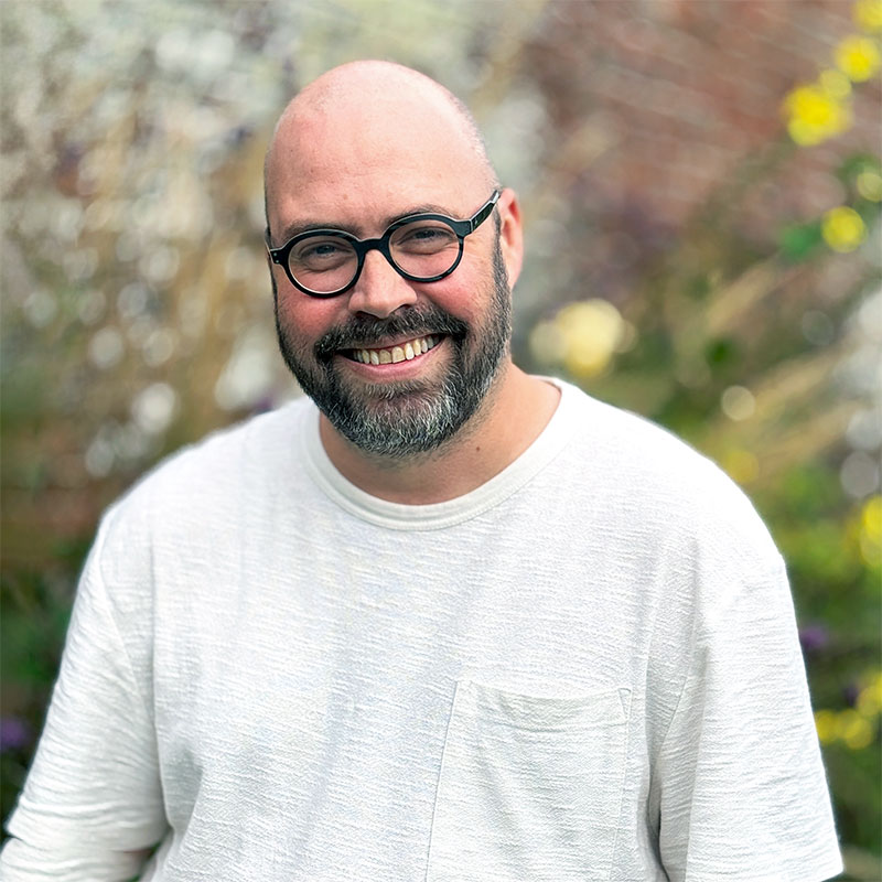 Portrait photo of Mick O'Farrell, Graphic Design Teacher at Brockwood Park School